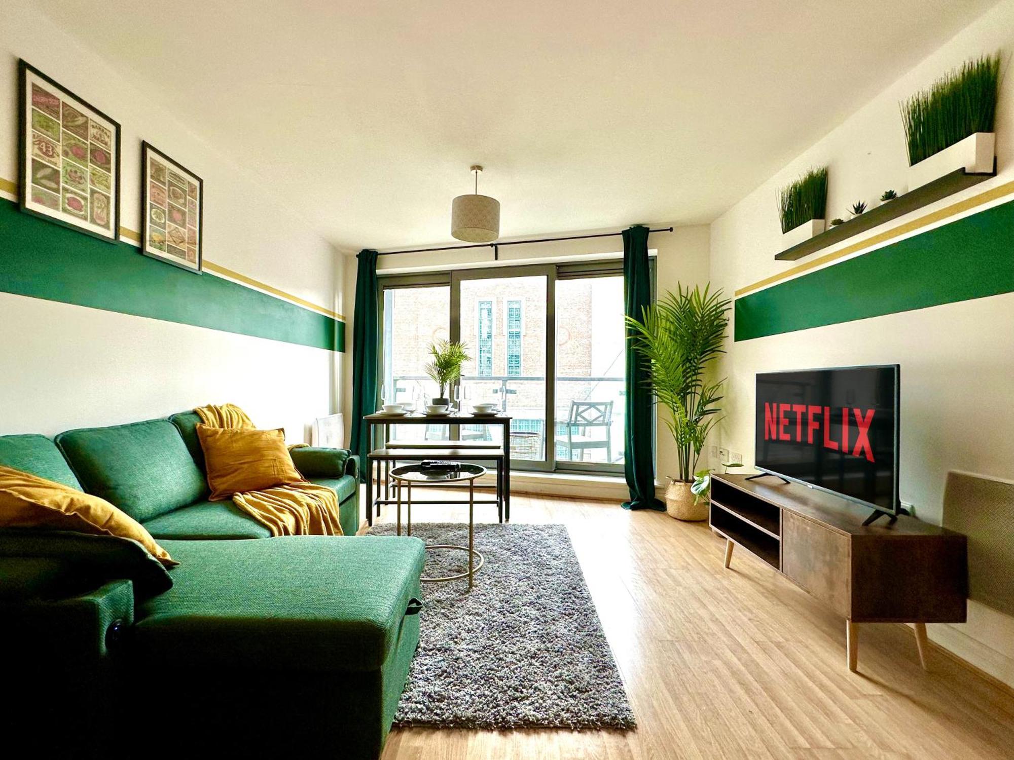 Watford Serviced Apartment, Free Parking, City Centre מראה חיצוני תמונה